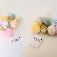 16 Uova decorativi colorati da appendere 