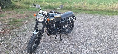 MASH BLACK SEVEN 125 2021