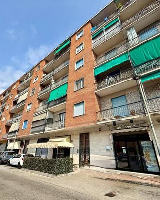Appartamento di 95 m² con 3 locali e box auto a Ni