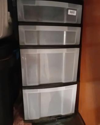 Cassettiera in plastica