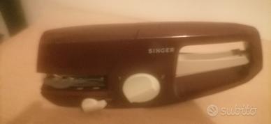 Magic tailor cuci bottoni SINGER
