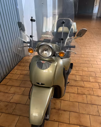 Scooter Aprilia scarabeo 200