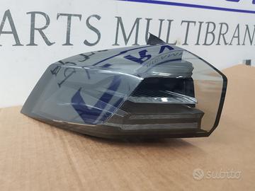 Fanale Stop Led SX Peugeot 2008 - 2024 in poi