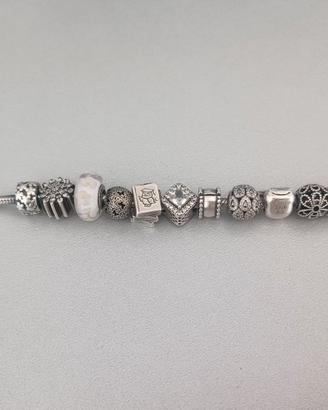 PANDORA_bracciale con charms e distanziatori