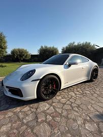 Porsche 4 gts 2023