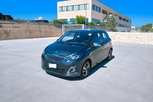 Peugeot 108 1000 BENZINA CAMBIO AUTOMATICO
