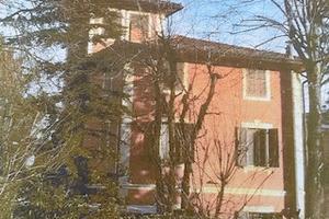Rubiera .Villetta ind.te di mq 240 due unità
