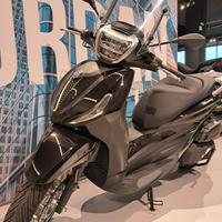 Piaggio Beverly 400 + Cupolino e Bauletto incluso