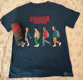 T-shirt stranger things