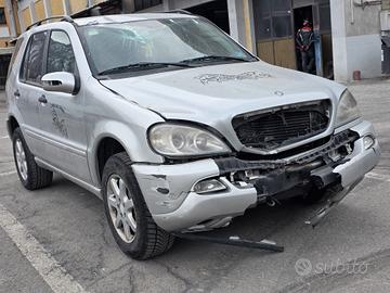 Ricambi Mercedes ML 2.7Cdi 163cv  175xxx km. 