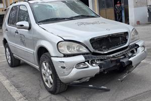 Ricambi Mercedes ML 2.7Cdi 163cv  175xxx km. 