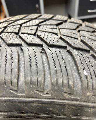 TRENO DI GOMME INVERNALI TIGUAN MODELLO 2021