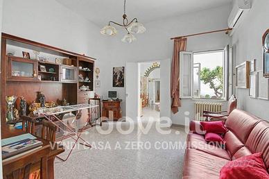 Appartamento di 288 m² con più di 5 locali a Lever
