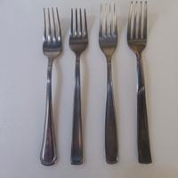 forchette e coltelli inox