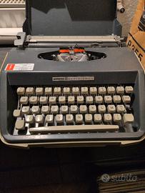 macchina da scrivere 