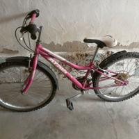 Bicicletta rosa Atala bambina 10 anni circa