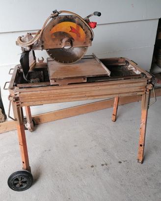 Macchina taglierina pietre, piastrelle, laterizi