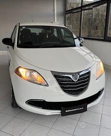 Lancia Ypsilon 1.2 69 CV 5 porte Gold
