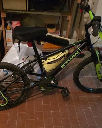 Bicicletta ragazzi 6...12 anni.