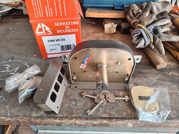 Serratura CR 2200 doppia mappa di sicurezza