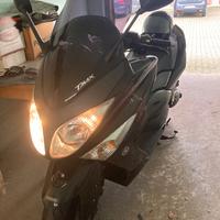 Yamaha T Max - 2011