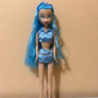 Winx Icy bambola