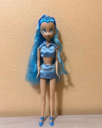 Winx Icy bambola