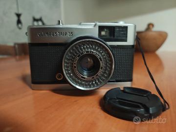 OLYMPUS TRIP 35