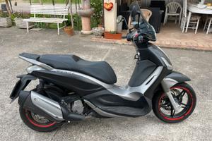 Beverly 350