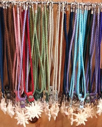 Collana con ciondolo in legno+ cordoncino 