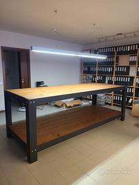 Tavolo da lavoro per esposione merce, bar, mense