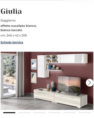 Parete soggiorno