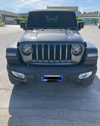 Jeep Wrangler Sahara Soft top