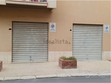 A F F I T T A S I - Garage in Via Puccini