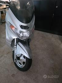 Suzuki AN Burgman 400