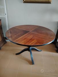 Elegante tavolo rotondo da pranzo anni 50