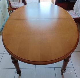 Tavolo allungabile in legno + 4 Sedie