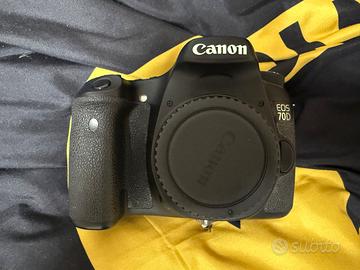 Canon Eos 70 D + EFS 18-55 mm