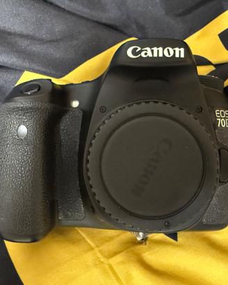 Canon Eos 70 D + EFS 18-55 mm