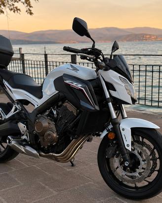 HONDA CB650F ABS - 2018 - 29.000 KM