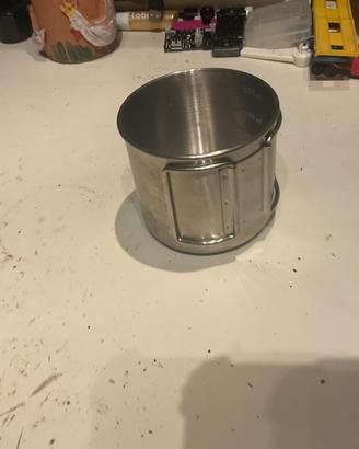 Tazza da campeggio in accaio