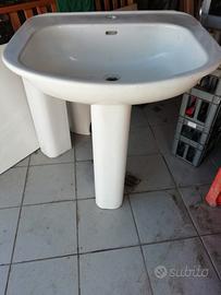 bidet più lavabo