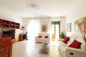 Appartamento 120 mq via Kennedy