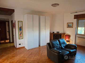 Stanza con bagno privato