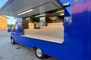 Autonegozio Rosticceria Ambulante Food Truck