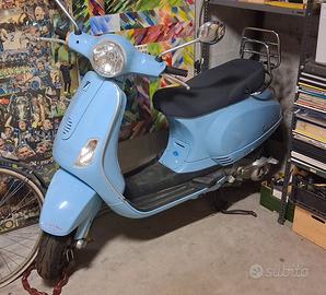 Vespa 125 LX
