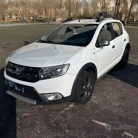 Ricambi DACIA SANDERO 2SERIE GPL 900 ANNO 2017