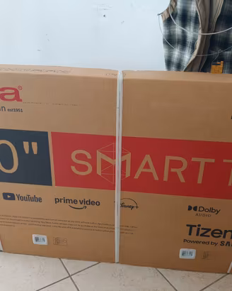 Smart Tv 70" UHD 4K 