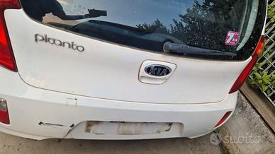 Kia Picanto anno 2016 per ricambi (2a)