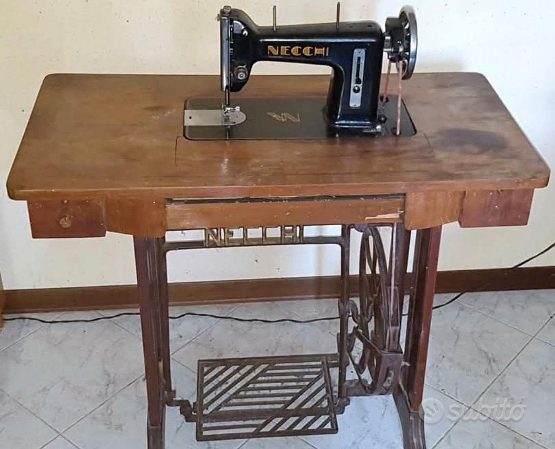 RICAMBIO PIEDE PRESSA {Sewing Machine: Macchina da cucire EUR 8,28 - IT